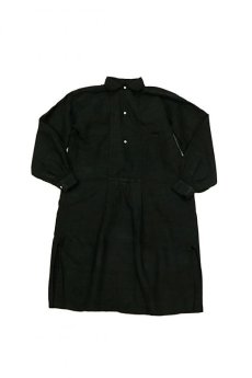 画像1: 【フランス】アンティークリネン×染め　スモックロングシャツ（黒色） (1)