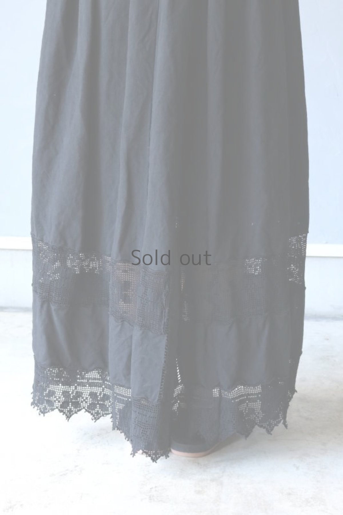 画像9: 【ササキチホ】アンティークリネン×染め　インナーワンピース（黒/レース/JB） (9)