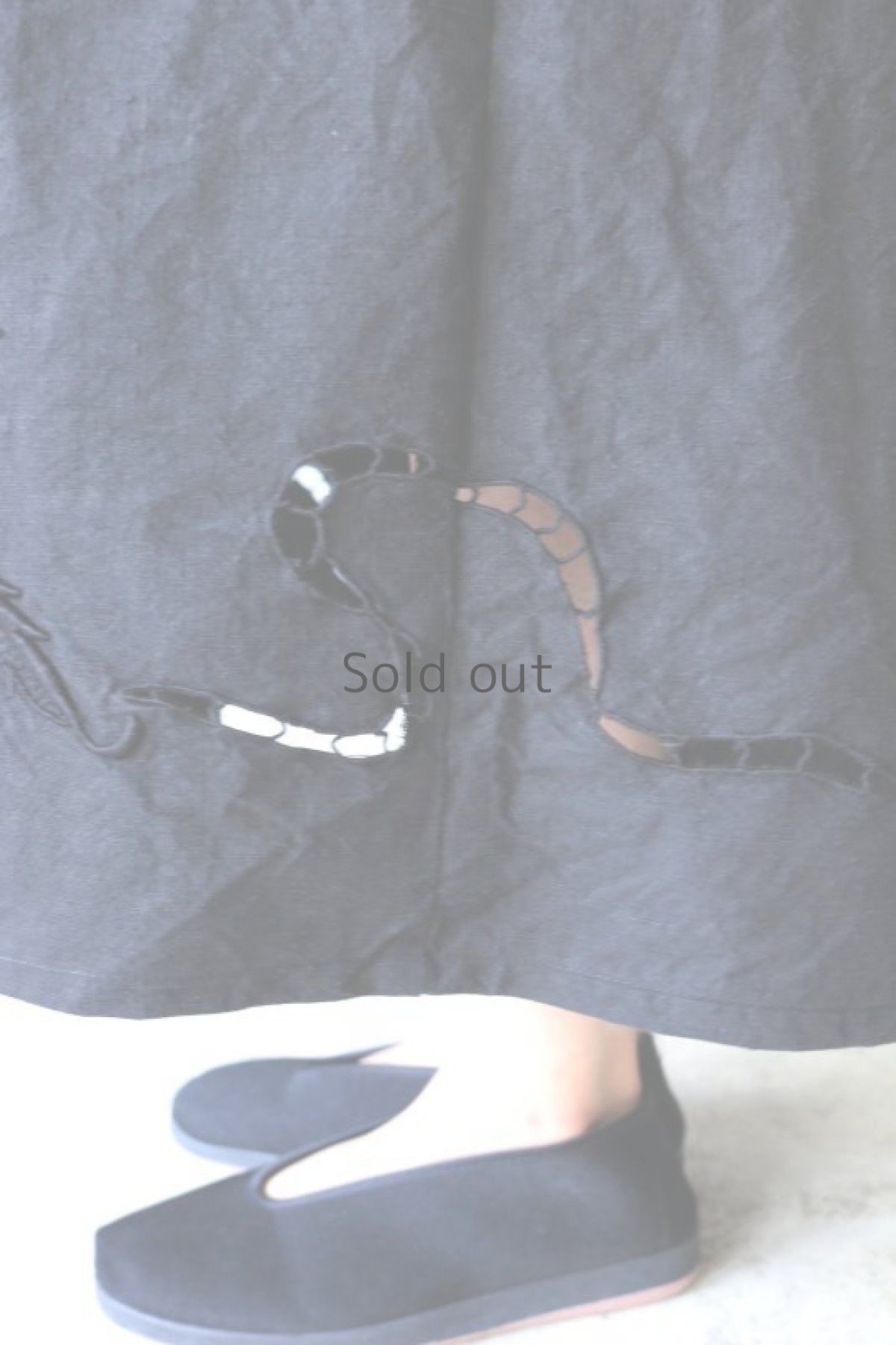 画像7: 【ササキチホ】アンティークリネン×染め　インナーワンピース（黒/カットワークレース/AF） (7)