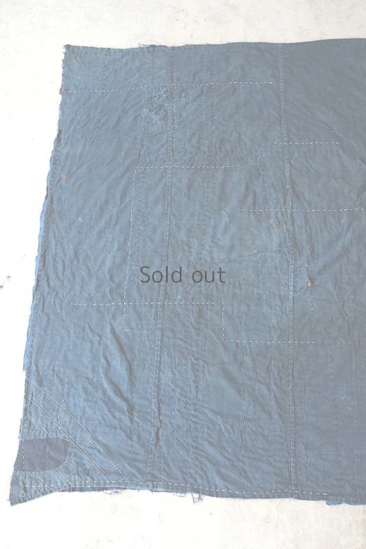 画像10: 【MITSUGU SASAKI】日本古布　藍染パッチワーク　RUGマット (10)