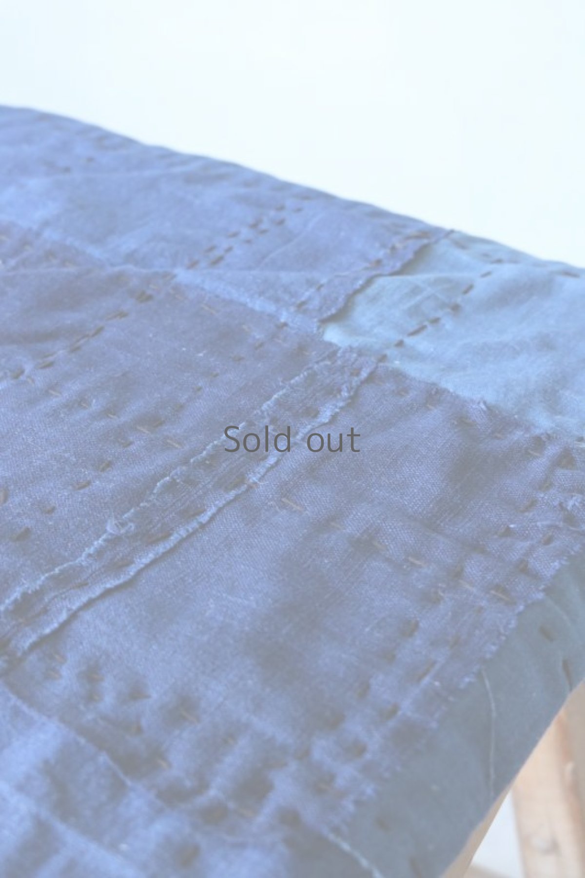 画像8: 【MITSUGU SASAKI】日本古布　藍染パッチワーク　ZABUTON (8)