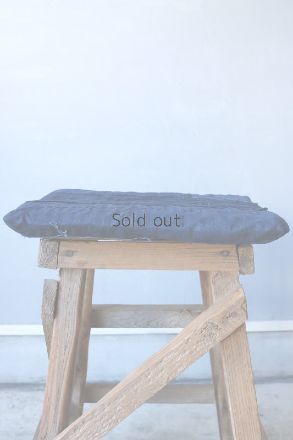 画像9: 【MITSUGU SASAKI】日本古布　藍染パッチワーク　ZABUTON (9)