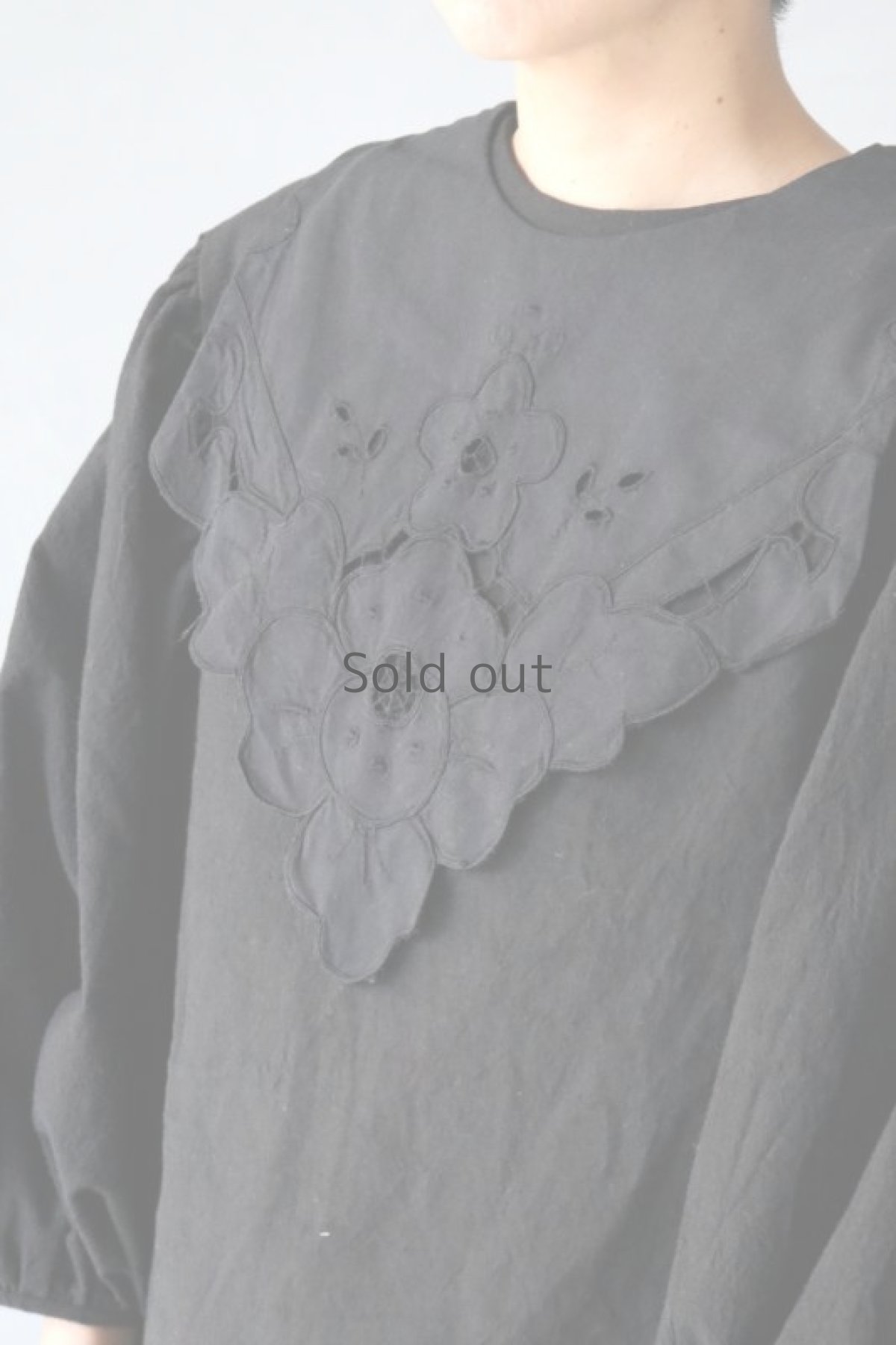 画像7: 【ササキチホ】アンティークコットン×染め 胸飾り(黒/B) (7)