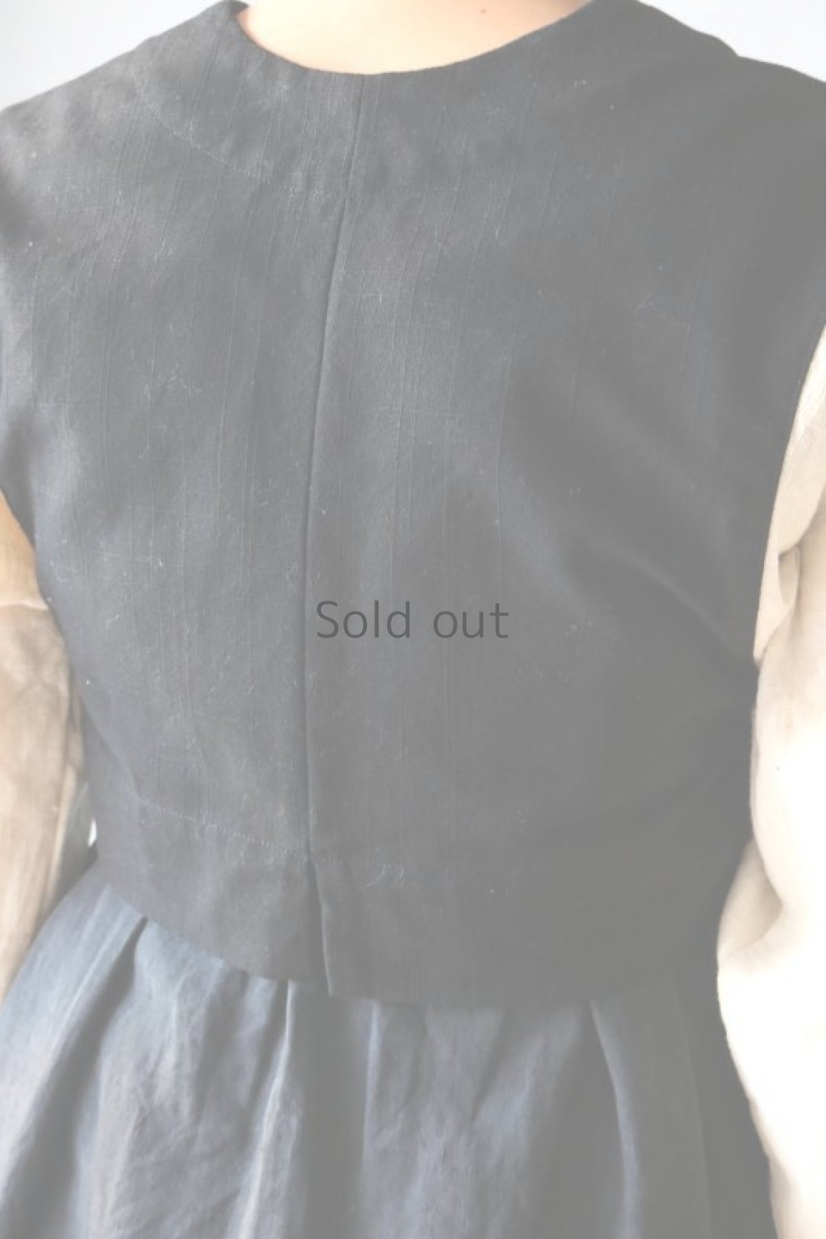 画像11: 【ササキチホ】アンティークリネン×染め+古布 短上衣（生成りと黒） (11)