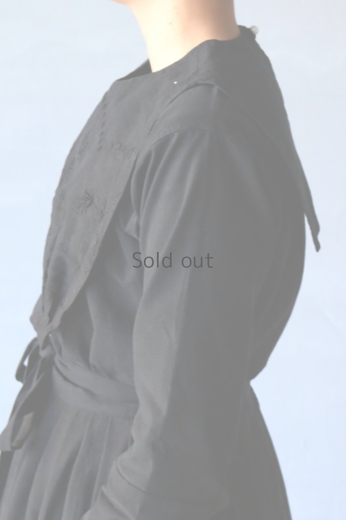 画像3: 【ササキチホ】アンティークリネン×染め 胸飾り（黒/花刺繍） (3)