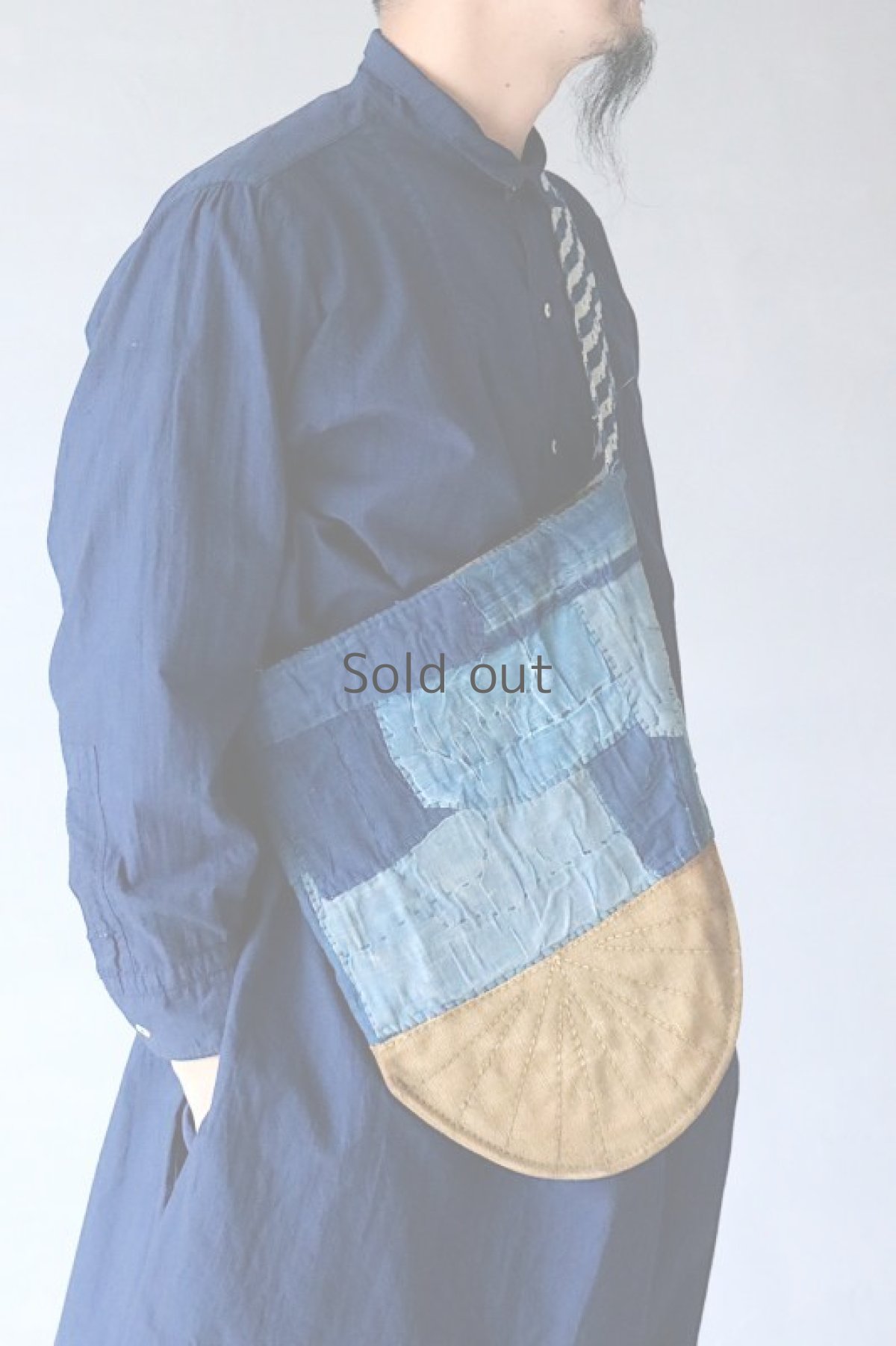 画像10: 【MITSUGU SASAKI】BORO古布　藍染パッチワーク　麻ショルダーバッグ(藍) (10)