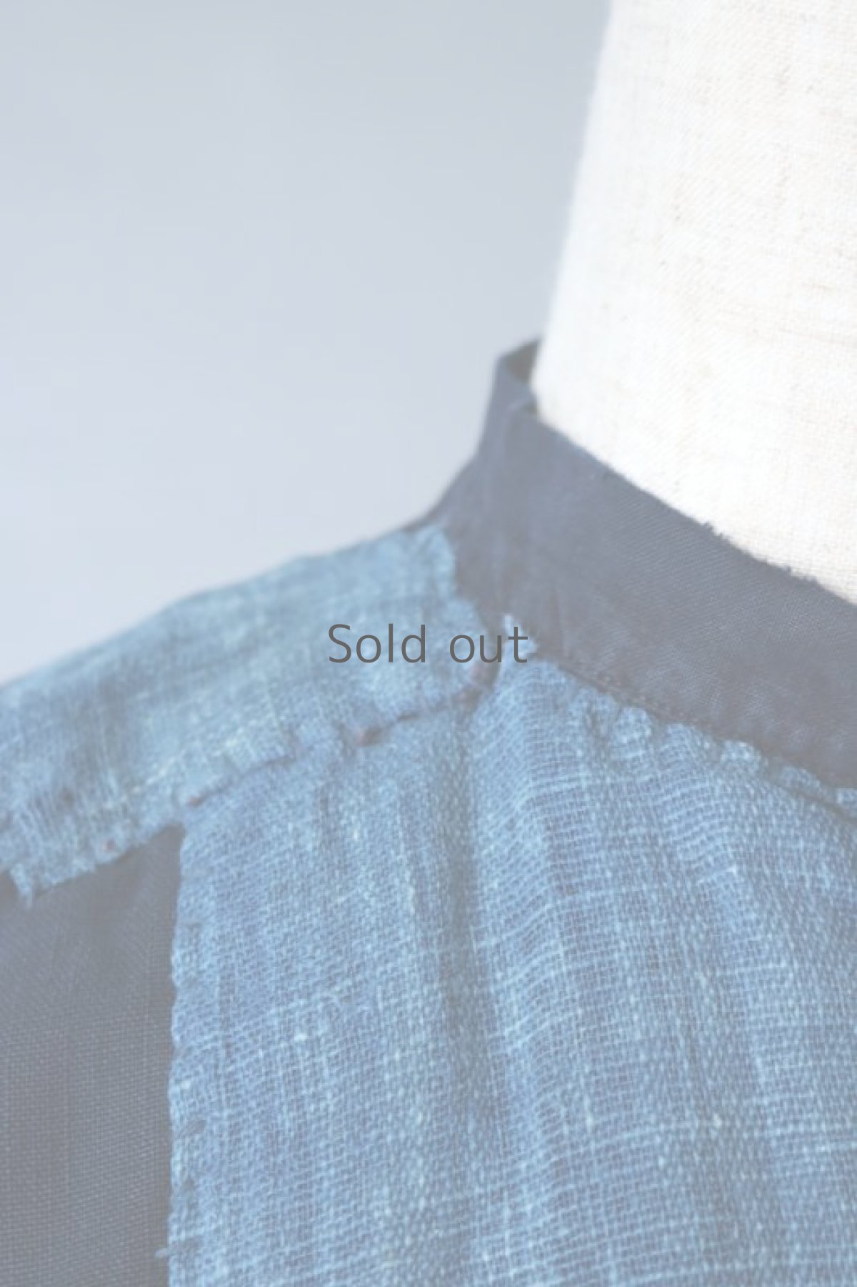 画像4: 【MITSUGU SASAKI】アンティークリネン×染め×古布　パッチワークボロスモックシャツ （紺染め） (4)