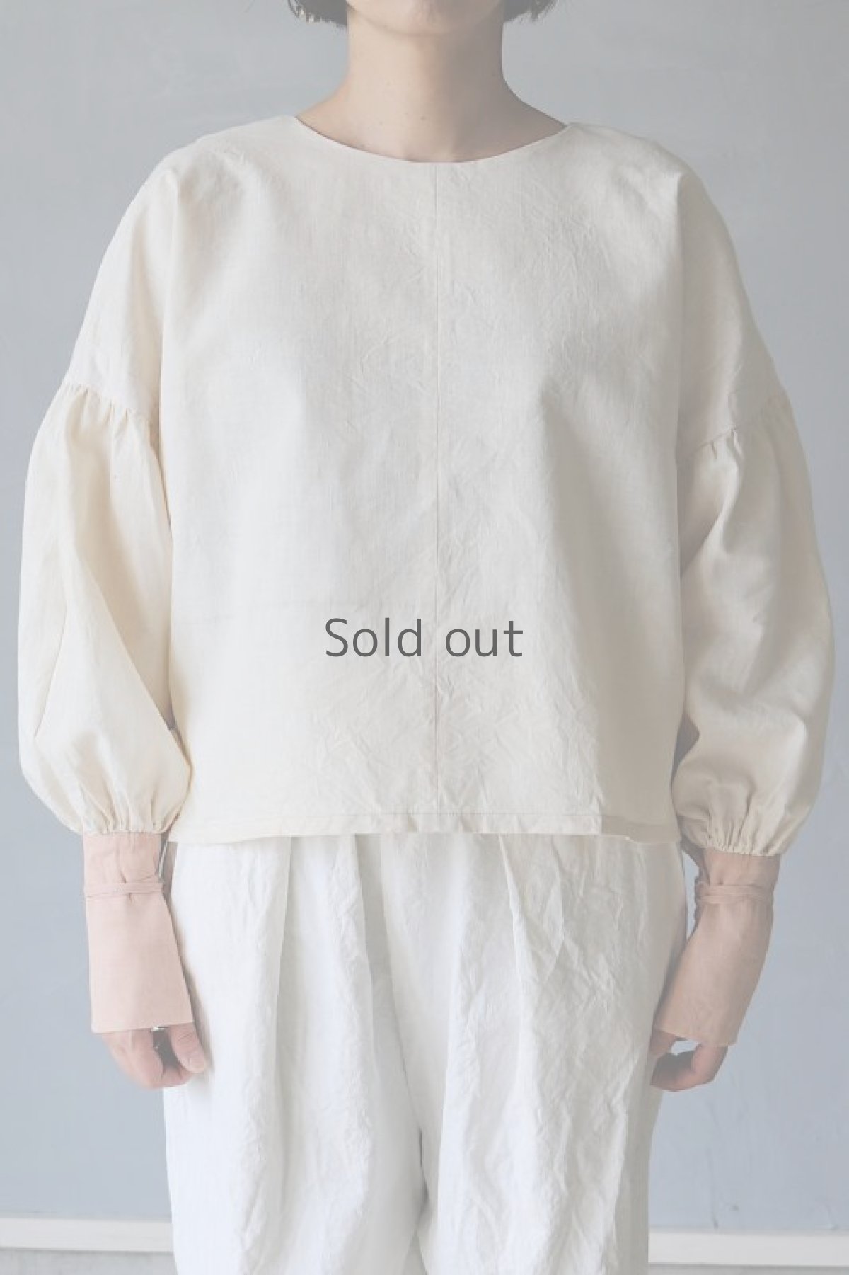 画像2: 【ササキチホ】古布綿　ロングカフスブラウス（生成りと薄ピンク色） (2)