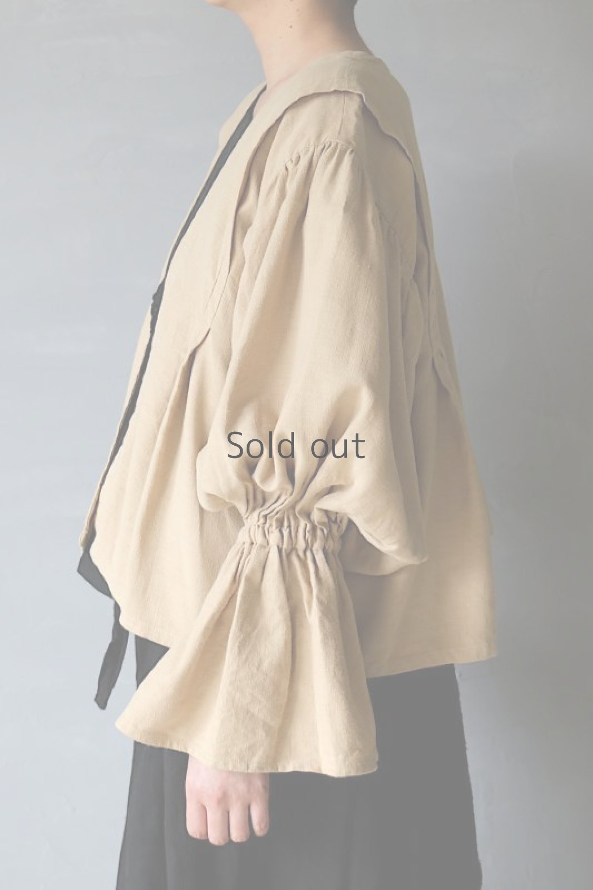 画像8: 【ササキチホ】アンティークリネン×染　ピエロ袖　ビッグブラウス(ベージュ) (8)