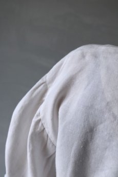 画像11: 【ササキチホ】アンティークリネン　ボンボン袖　ブラウス（白） (11)