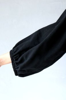 画像6: 【ササキチホ】アンティークリネン×染　肩衣　七分袖（黒） (6)