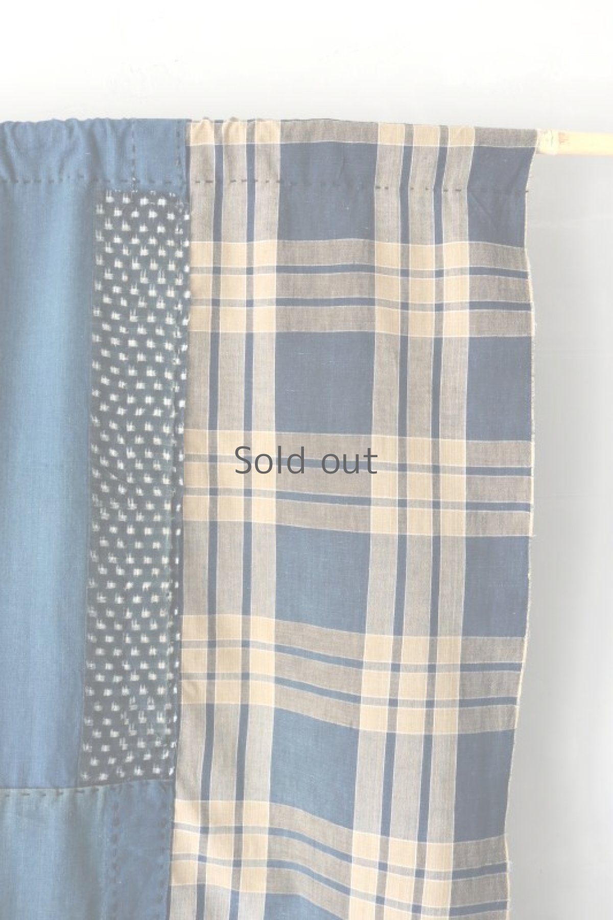 画像9: 【MITSUGU SASAKI】日本古布　パッチワーク壁掛け（藍色×格子柄） (9)
