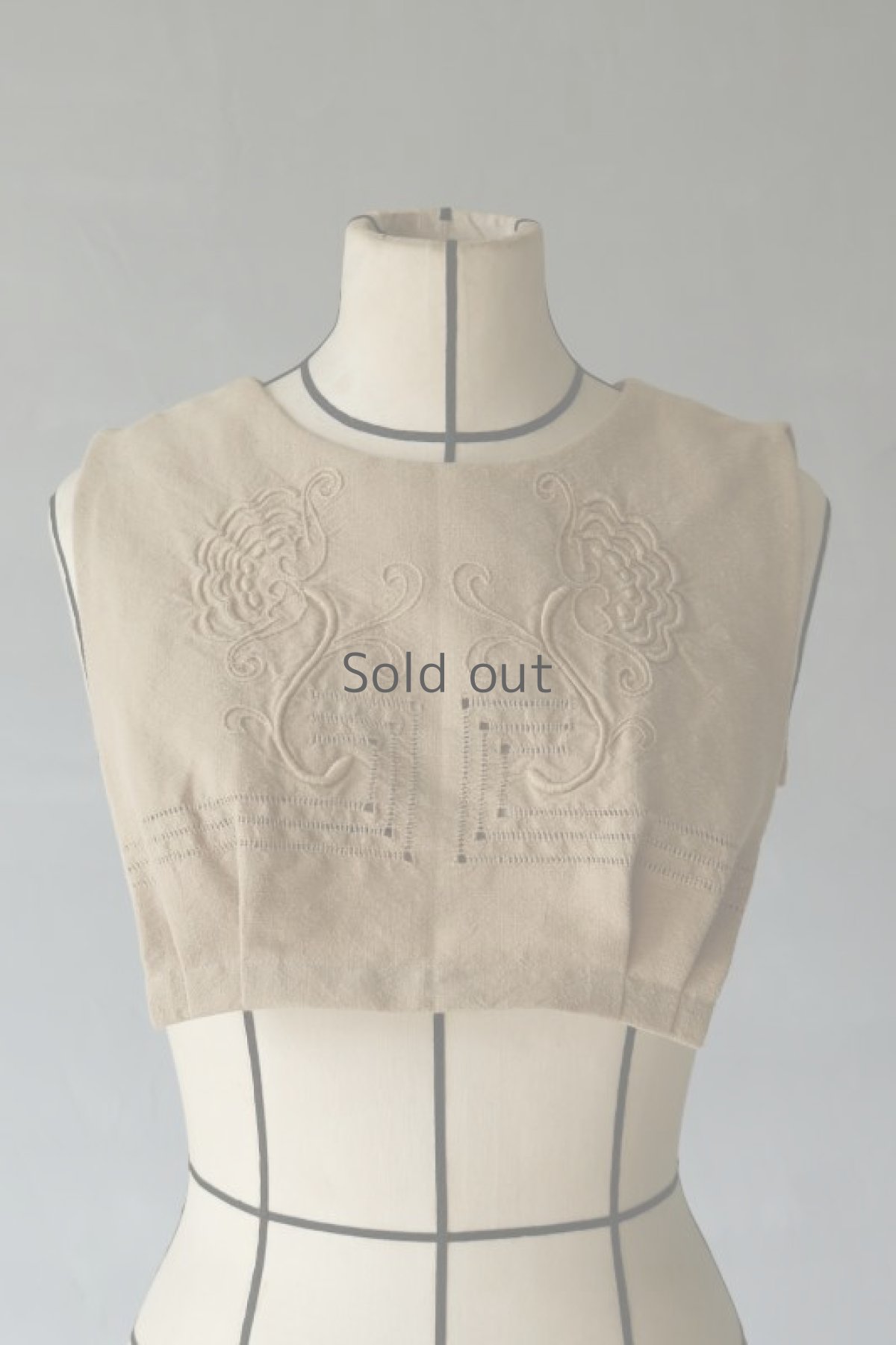 画像4: 【ササキチホ】アンティークリネン×染め 胸飾り（ベージュ/花） (4)