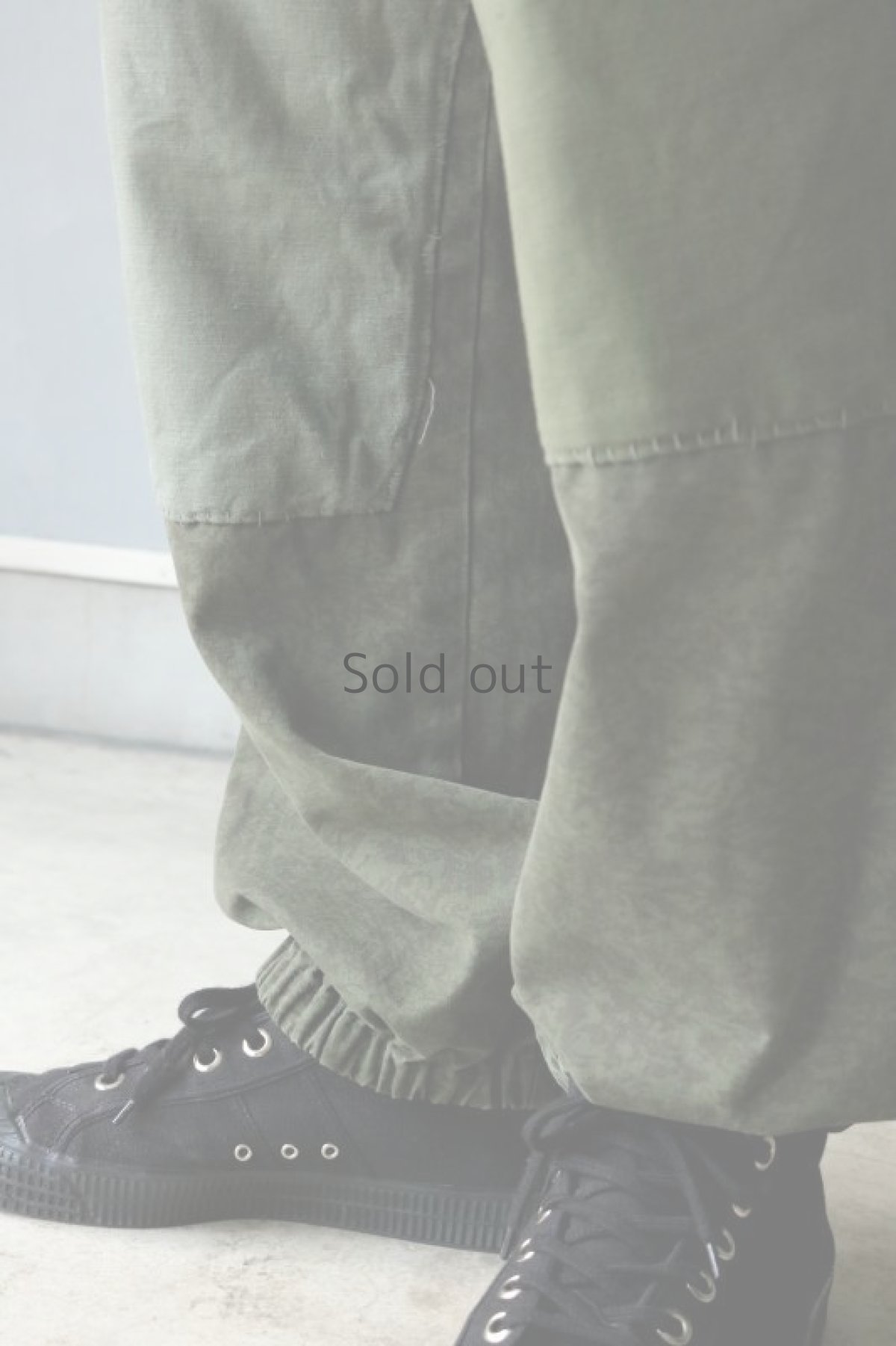 画像18: 【MITSUGU SASAKI】ビンテージ×リメイク　パッチワーク　チェコ軍　カモワイドパンツ（紐付き） (18)