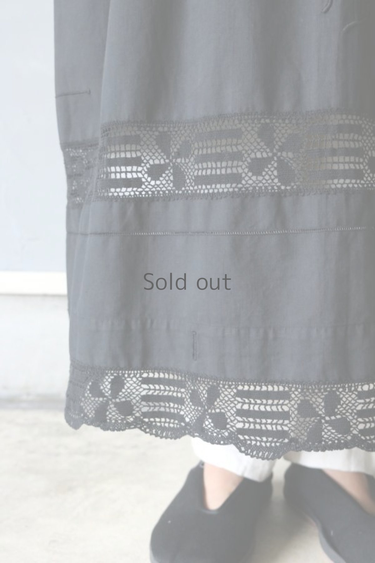 画像4: 【ササキチホ】アンティークコットン×染　腰巻エプロン（黒/FD/ポケット） (4)