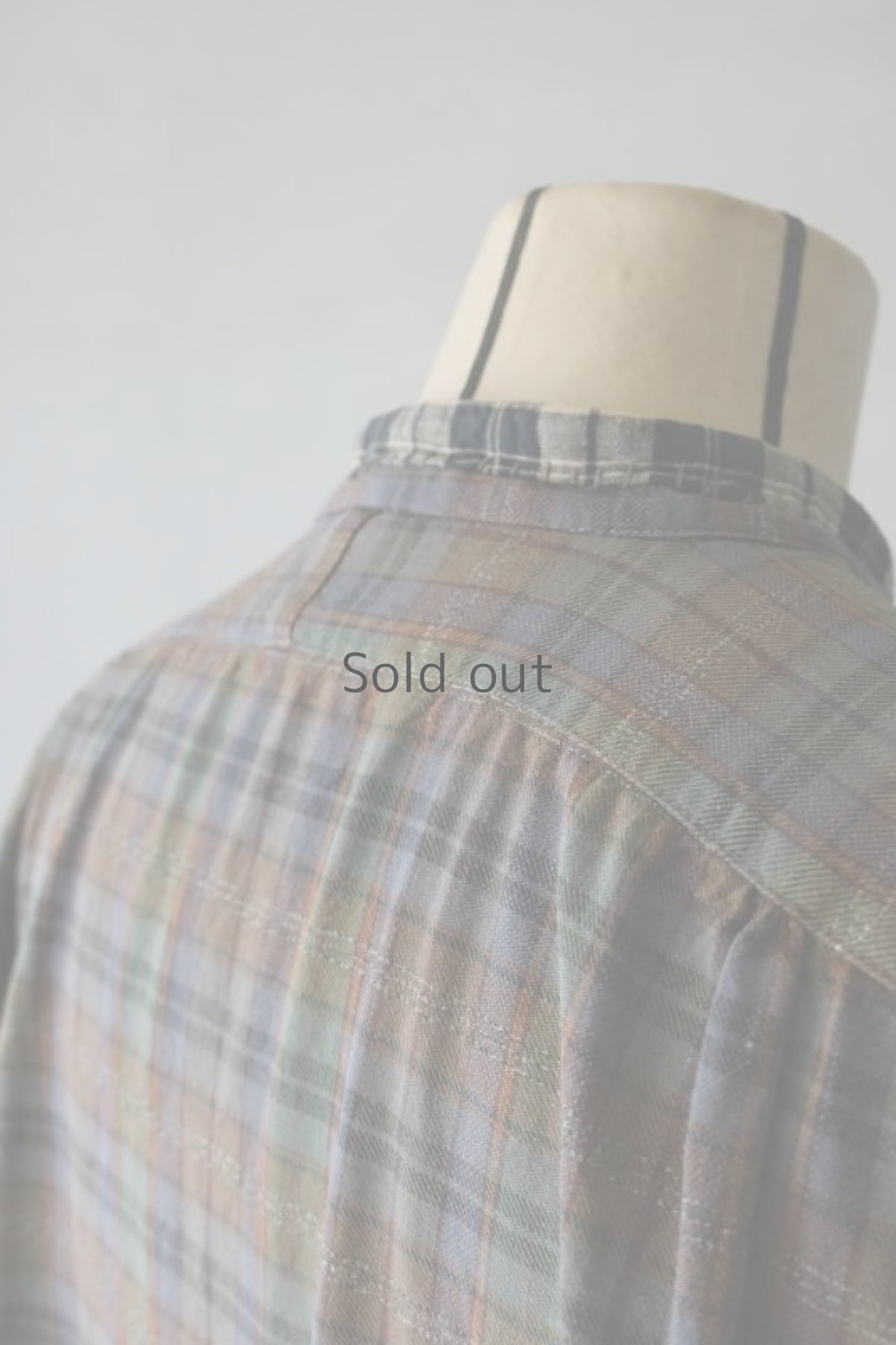 画像12: 【MITSUGU SASAKI】ビンテージリメイク　パッチワークネル　ロンググランパシャツ（赤・青・茶チェック） (12)