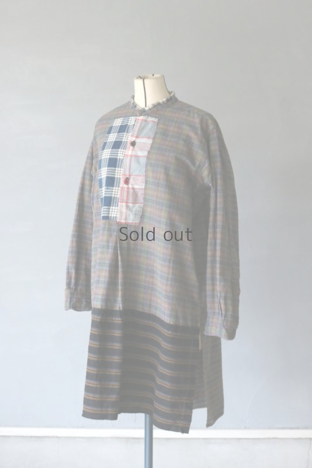 画像3: 【MITSUGU SASAKI】ビンテージリメイク　パッチワークネル　ロンググランパシャツ（赤・青・茶チェック） (3)