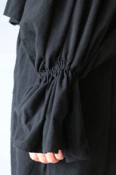 画像10: 【ササキチホ】アンティークリネン×染　肩衣　ピエロ袖（黒） (10)