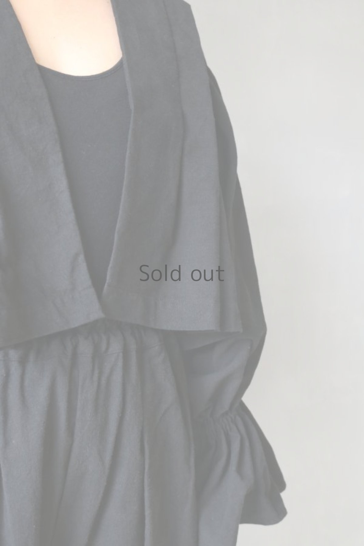 画像8: 【ササキチホ】アンティークリネン×染　肩衣　ピエロ袖（黒） (8)