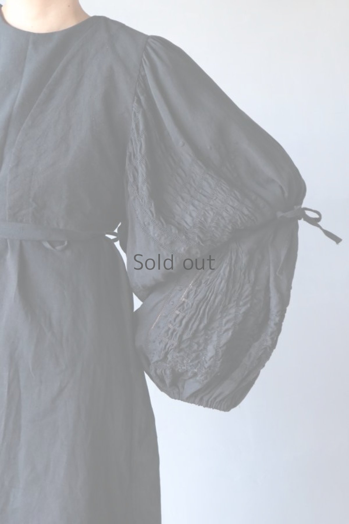 画像3: 【ササキチホ】アンティークリネン×染　短羽織　ボリューム袖（タック＋リボン/レース/黒） (3)