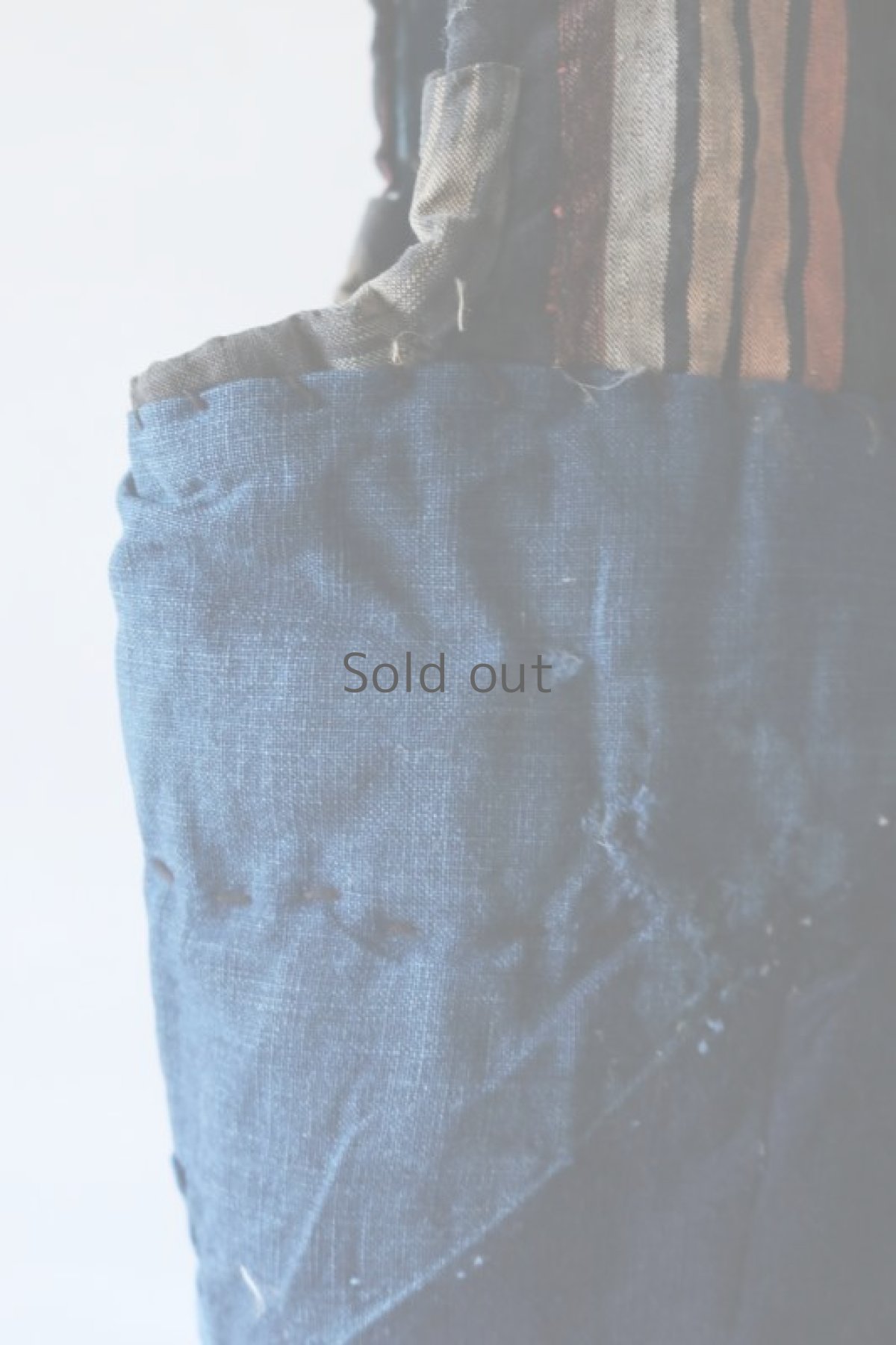 画像12: 【MITSUGU SASAKI】古布　リバーシブル　中綿　チョッキ（藍染古布） (12)