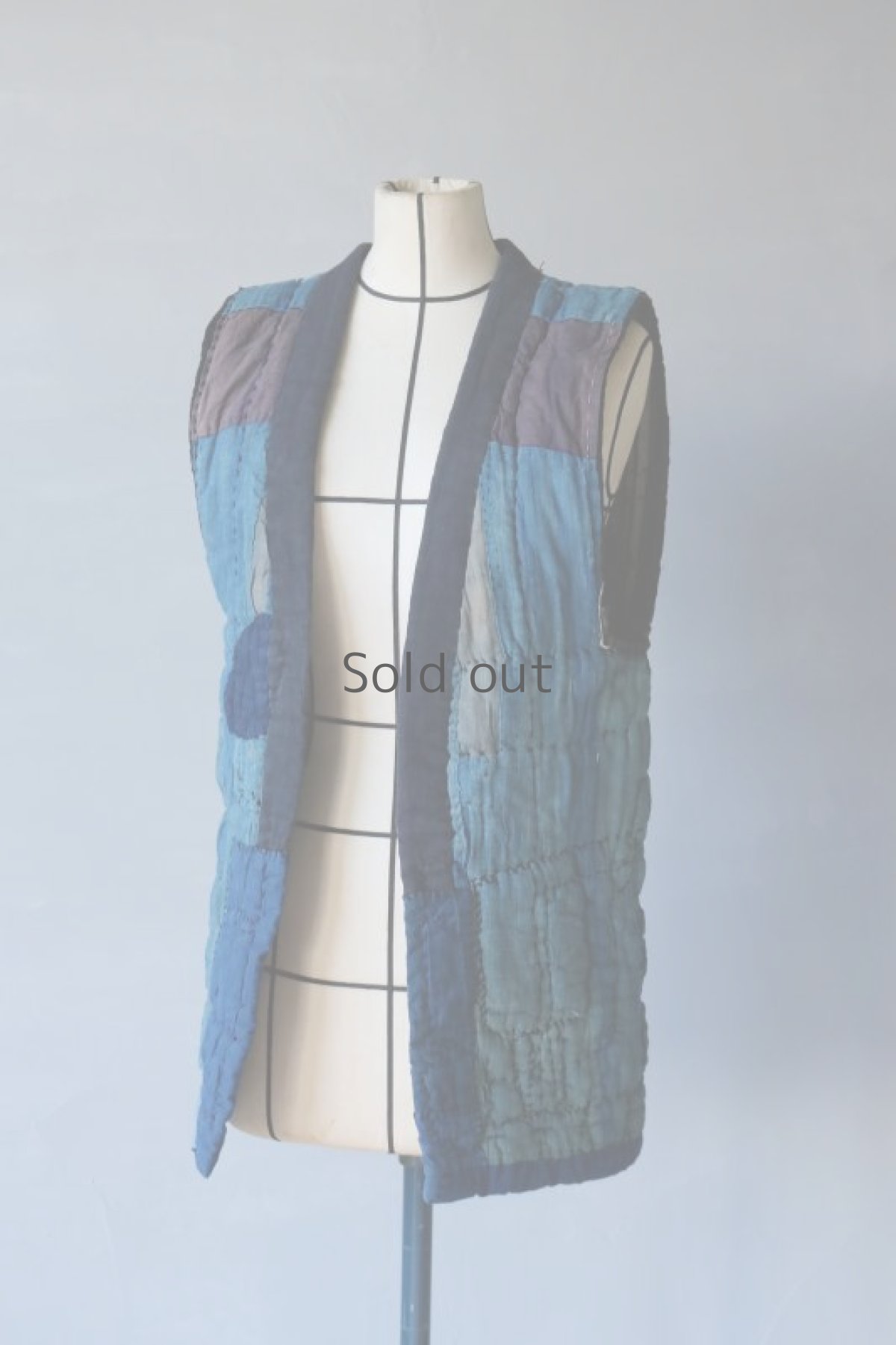 画像20: 【MITSUGU SASAKI】古布　リバーシブル　中綿　チョッキ（藍染古布） (20)