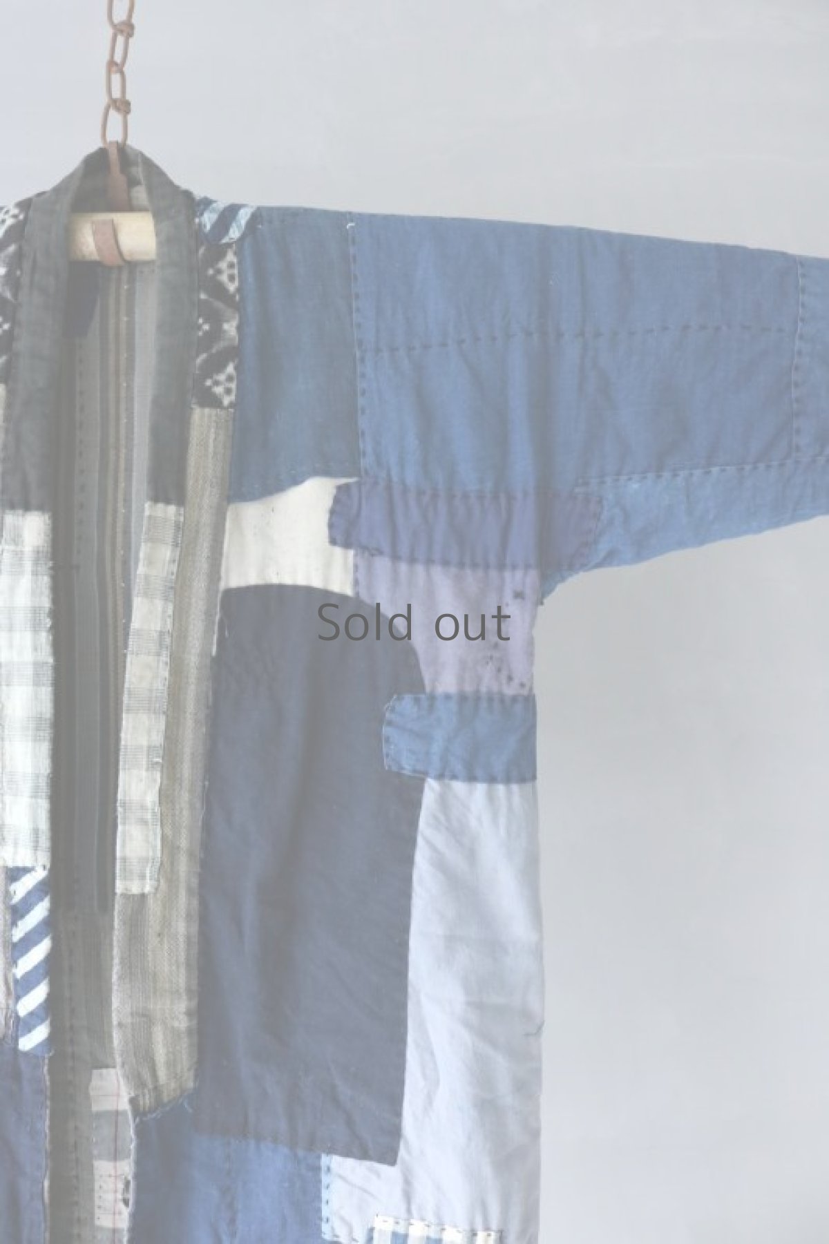 画像21: 【MITSUGU SASAKI】藍染古布　刺し子リペアのリバーシブル　ロング野良着（Paris Collection 2024） (21)