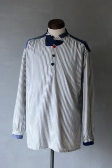 画像2: 【MITSUGU SASAKI】ビンテージリメイク　パッチワーク　ストライプグランパシャツ（白青） (2)