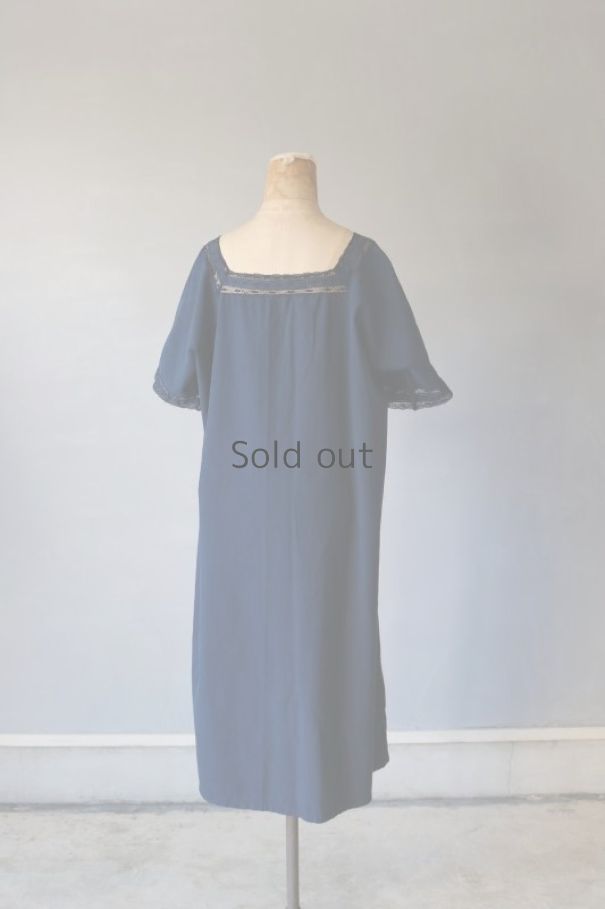 画像7: 【フランス】アンティークコットン×染め　ショートスリーブ　ナイトドレス（紺色/レース） (7)