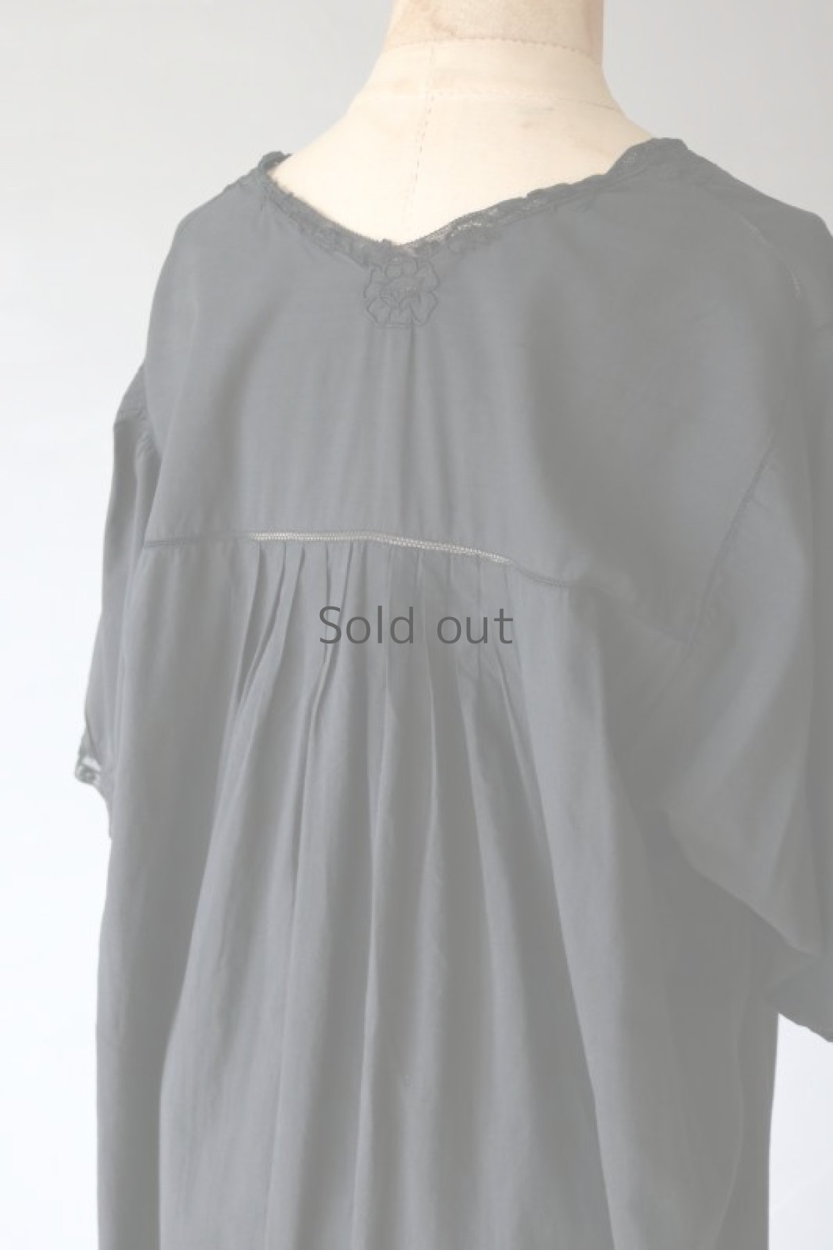 画像9: 【フランス】アンティークコットン×染め　ハーフスリーブ　ロングドレス（黒色/レース） (9)