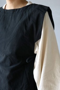 画像4: 【ササキチホ】アンティークリネン×染 T胴衣（黒） (4)