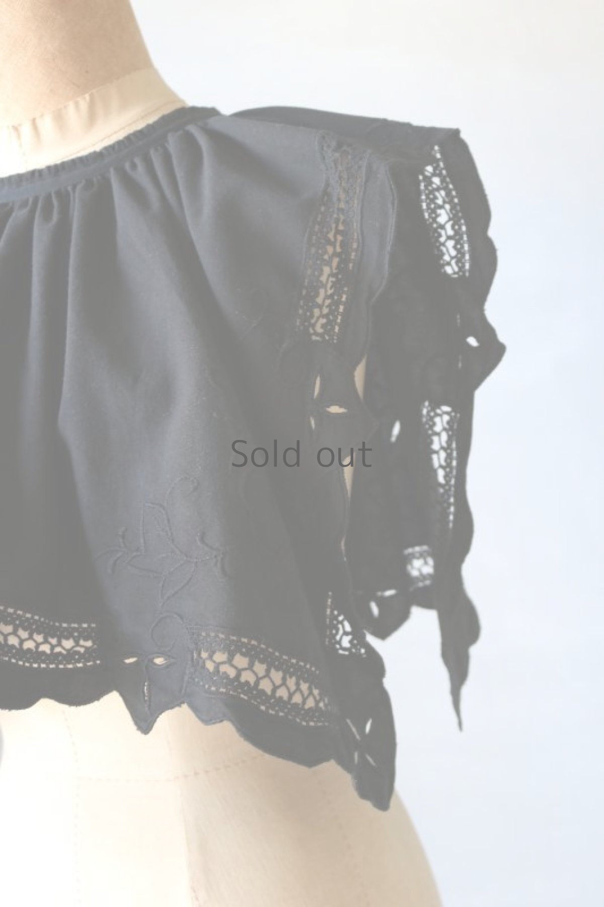 画像5: 【ササキチホ】ヴィンテージコットン　レースと刺繍の襟かけ/後染め黒 (5)