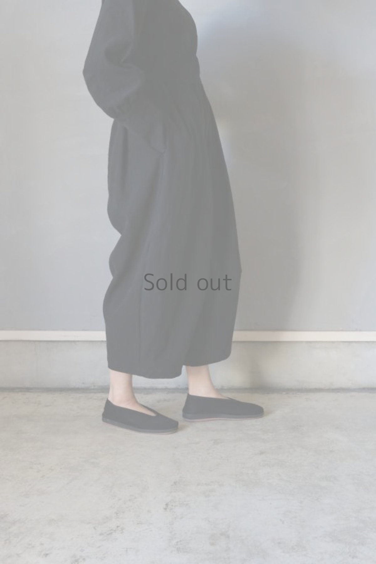 画像3: 【ササキチホ】アンティークリネン　切り替え　バレルパンツ（黒/毛羽立ち） (3)