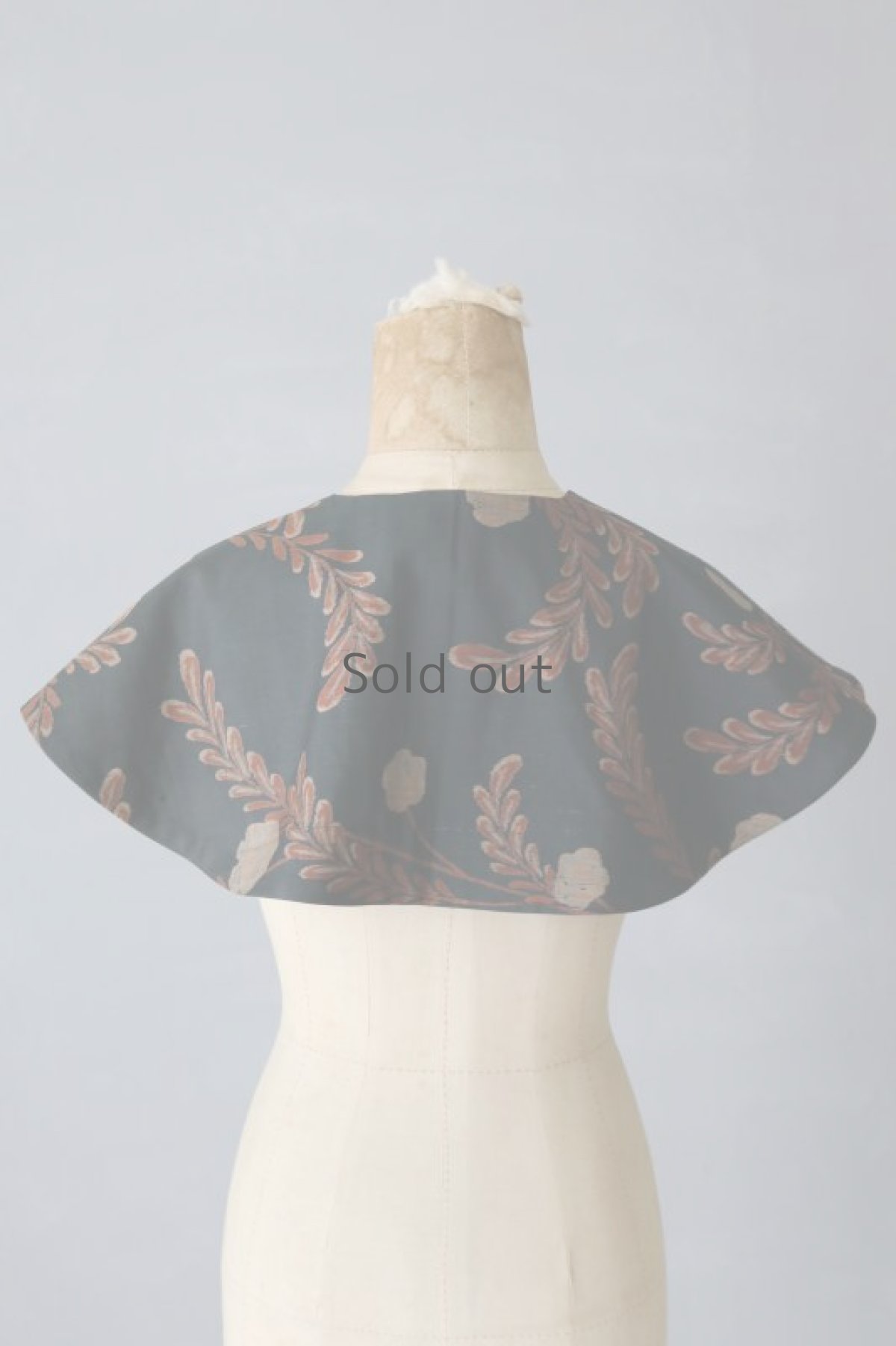 画像9: 【ササキチホ】ヴィンテージシルク　ショートケープ（黒/茶花） (9)