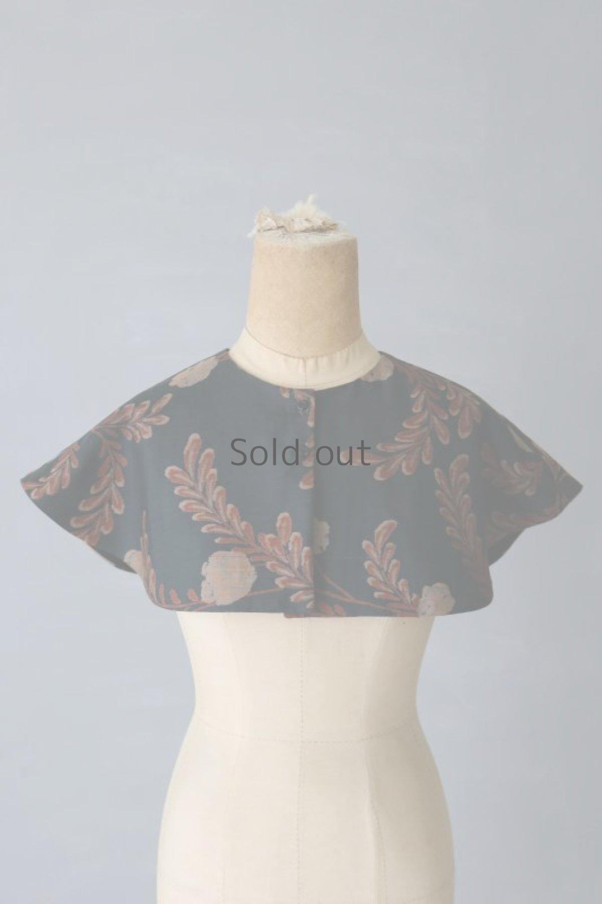 画像4: 【ササキチホ】ヴィンテージシルク　ショートケープ（黒/茶花） (4)