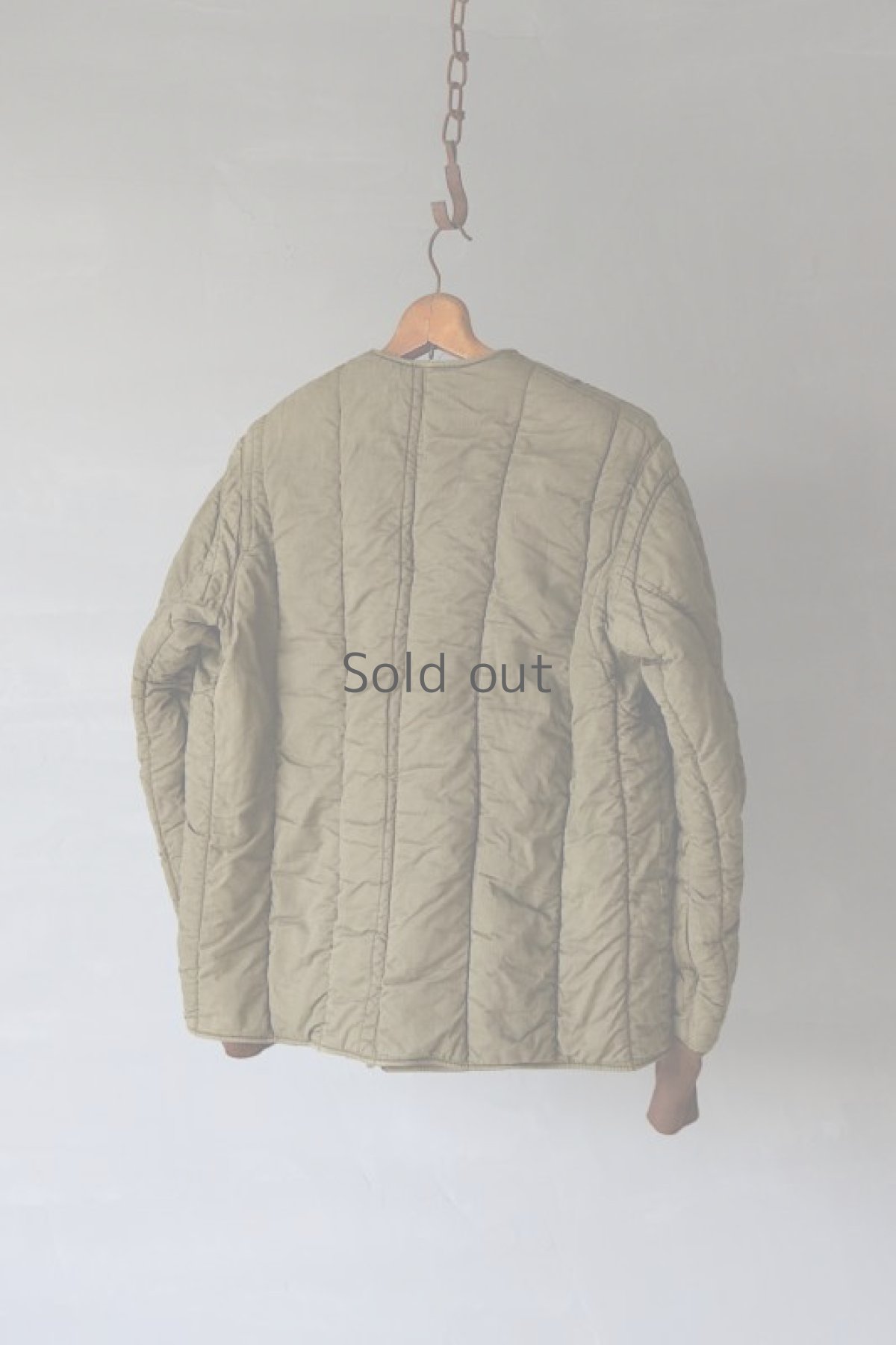 画像8: 【MITSUGU SASAKI】ビンテージリメイク　パッチポケット　チェコ軍中綿ジャケット(メタルボタン) (8)