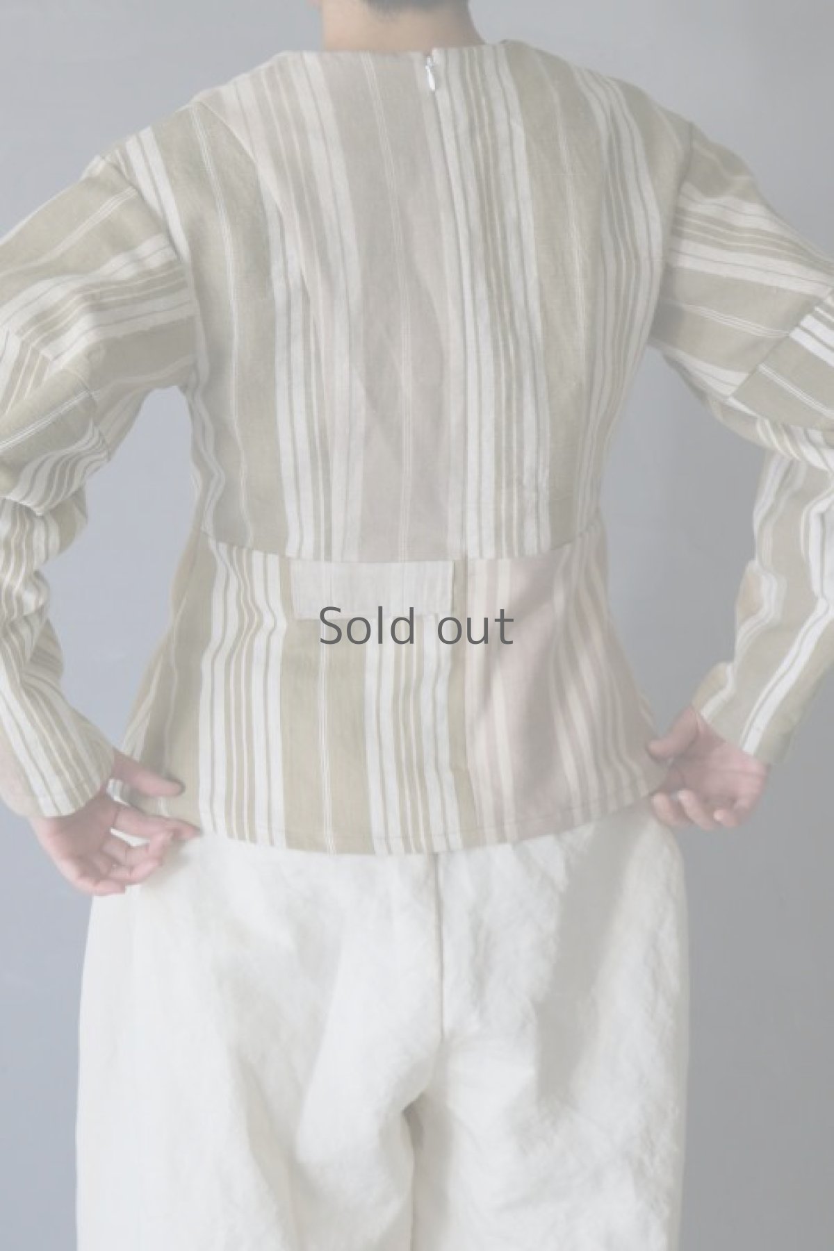 画像4: 【ササキチホ】アンティークリネン「戦士の衣」コクーン袖ブラウス / ティッキングファブリック(カーキMIX) (4)