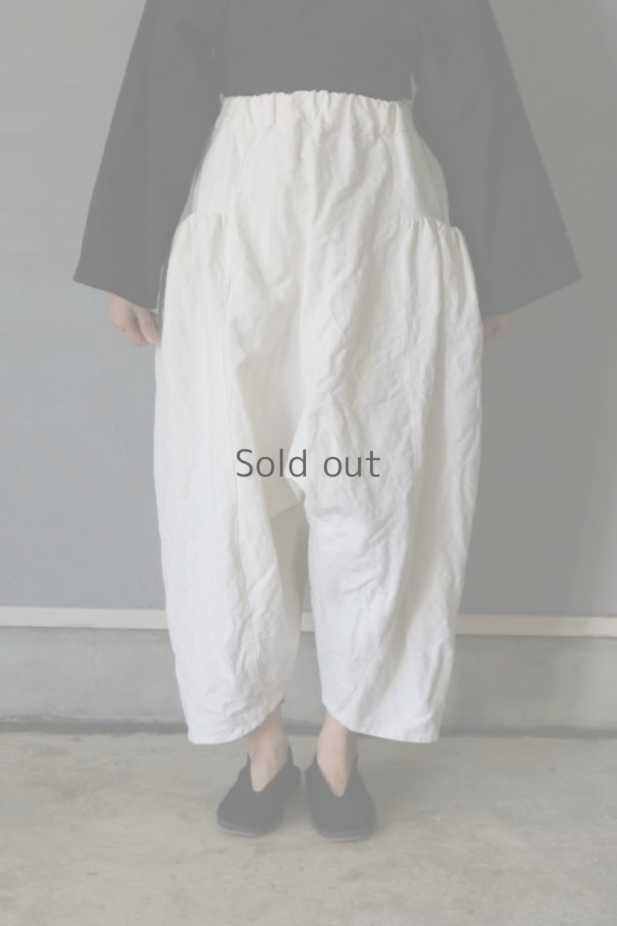 画像2: 【ササキチホ】アンティークリネン　サイドポケットギャザー　サルエルパンツ（白） (2)