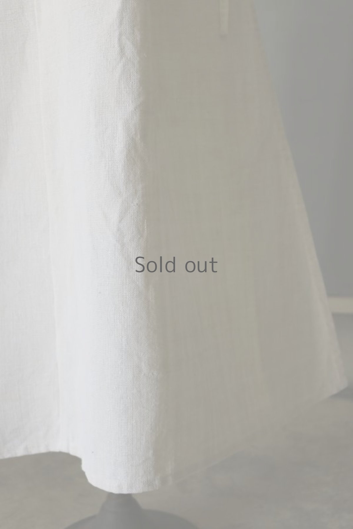 画像5: 【ササキチホ】アンティークリネン　エプロンスカート　脇リボン / type mc（白 /イニシャル刺繍） (5)