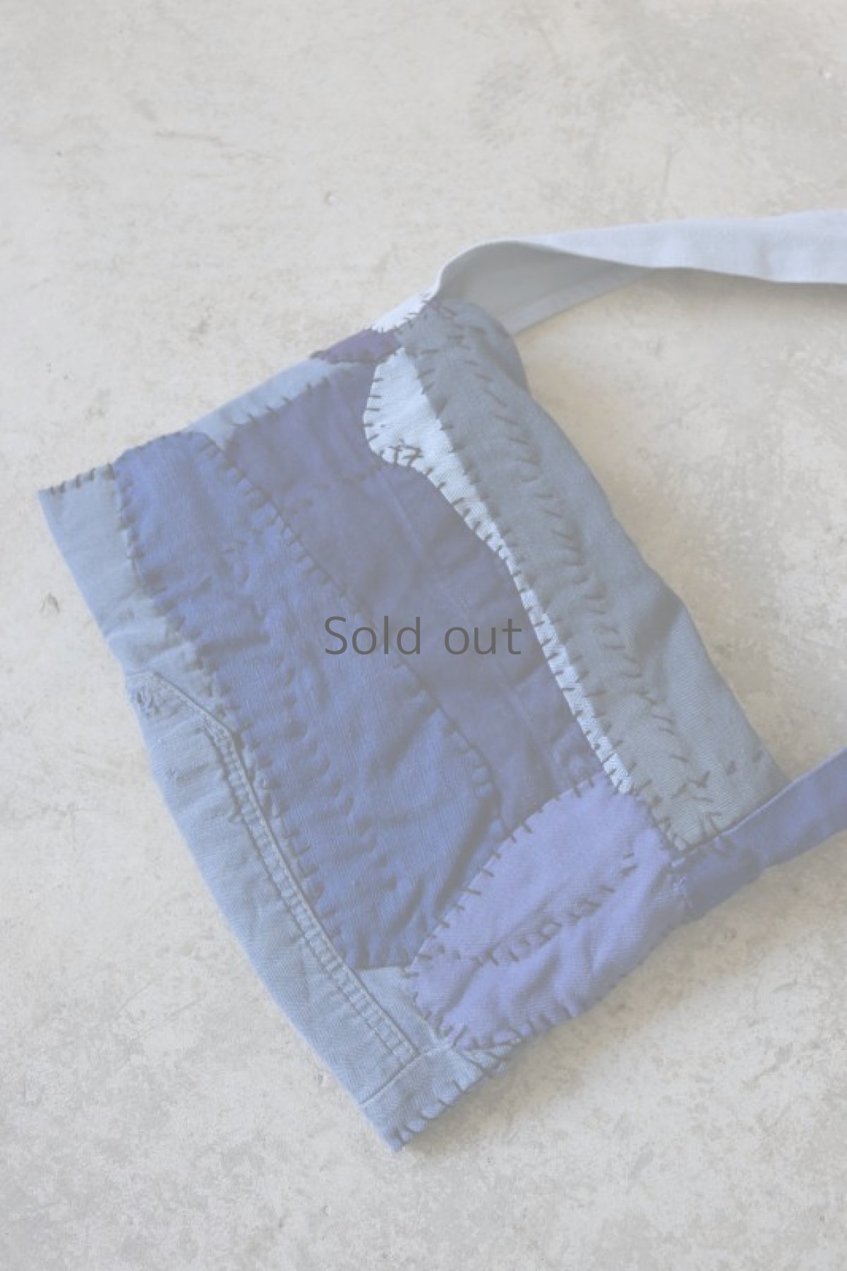 画像9: 【MITSUGU SASAKI】ビンテージリメイク　ユーロワークのパッチワークスモールポーチ（A） (9)