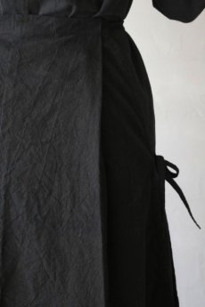 画像10: 【ササキチホ】ヴィンテージリネン　エプロンスカート　脇リボン （黒） (10)