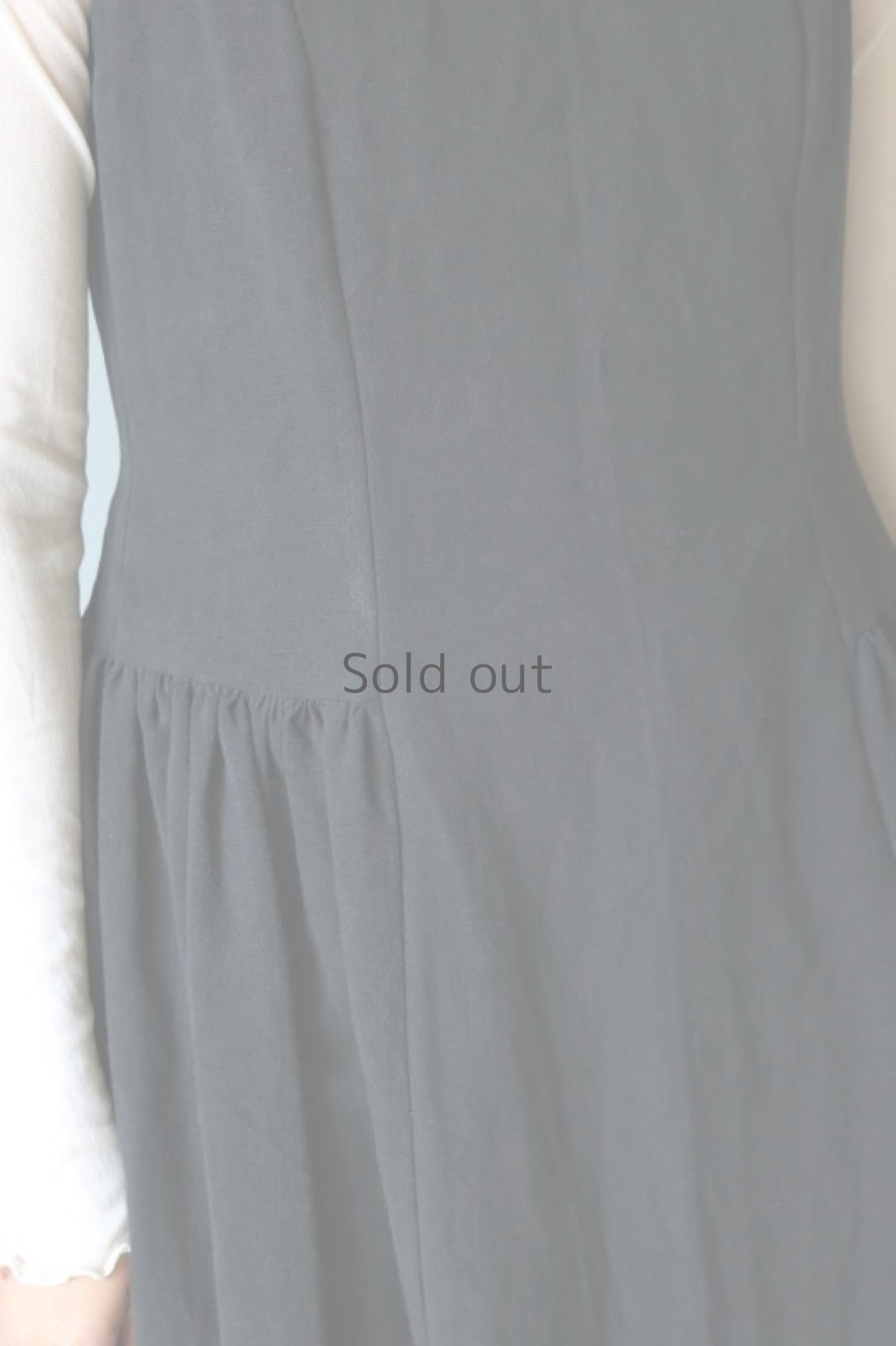 画像5: 【ササキチホ】ヴィンテージリネン×染め　ノースリーブ　オープンバックドレス（黒） (5)