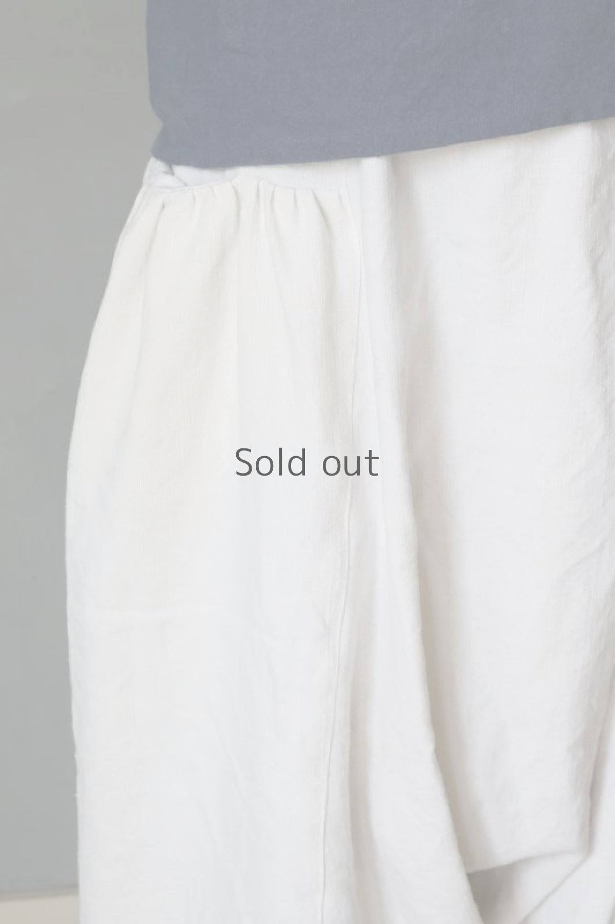 画像4: 【ササキチホ】アンティークリネン　サイドポケットギャザー　サルエルパンツ（白） (4)