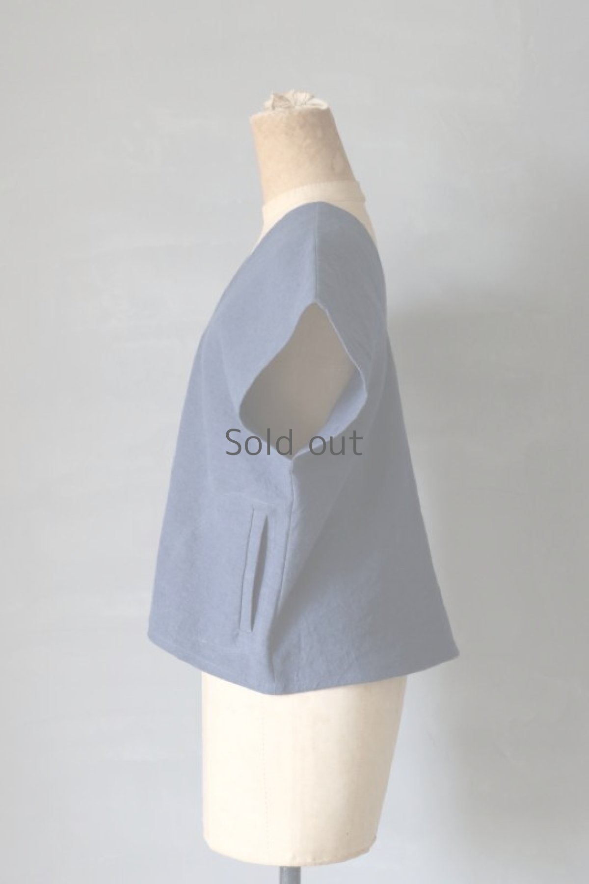 画像5: 【ササキチホ】ヴィンテージリネン×染 カレンシャツ ショート丈（ブルーグレー） (5)