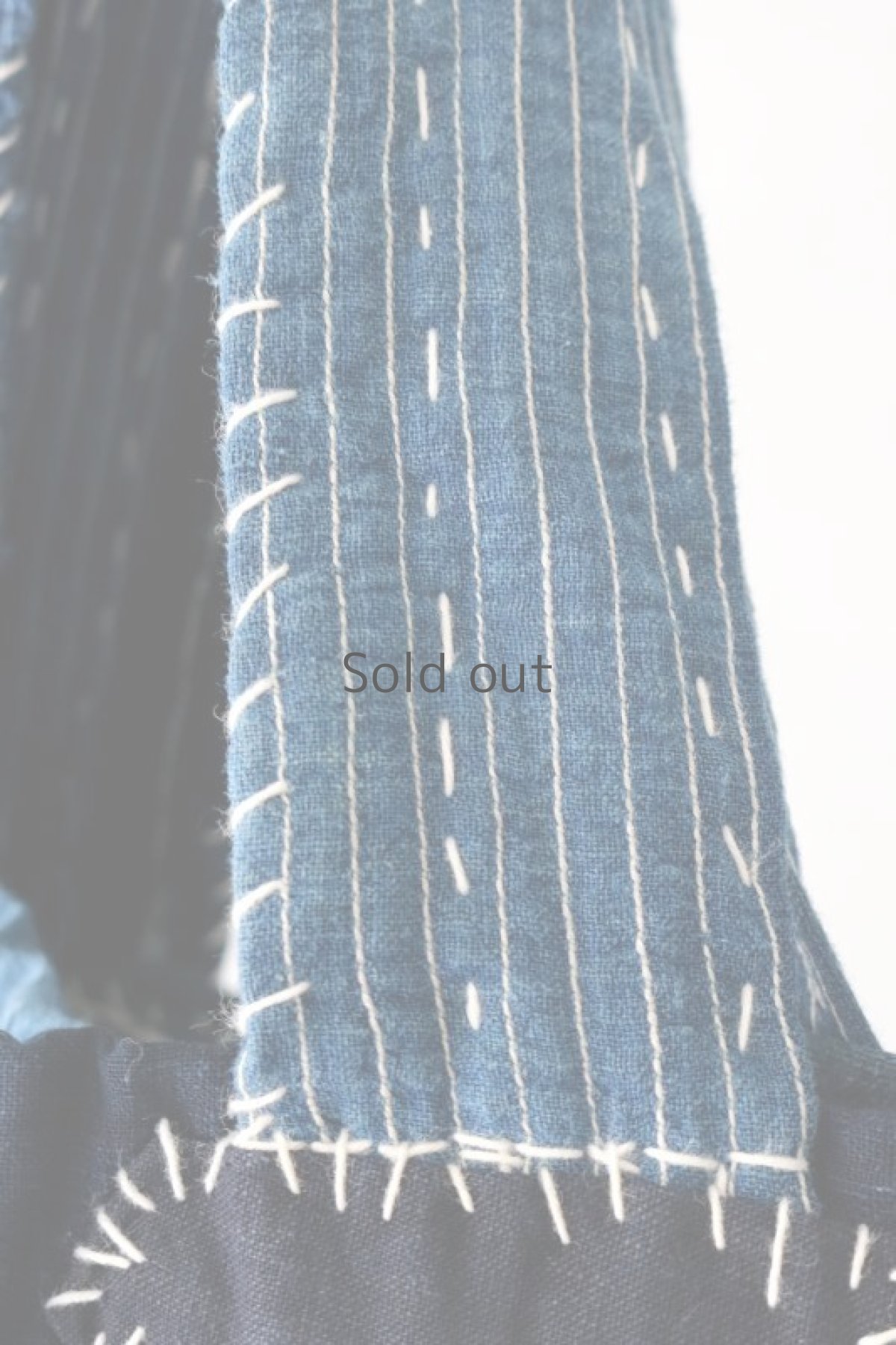 画像7: 【MITSUGU SASAKI】藍染古布リメイク　パッチワーク　トートバッグ（藍染/青） (7)