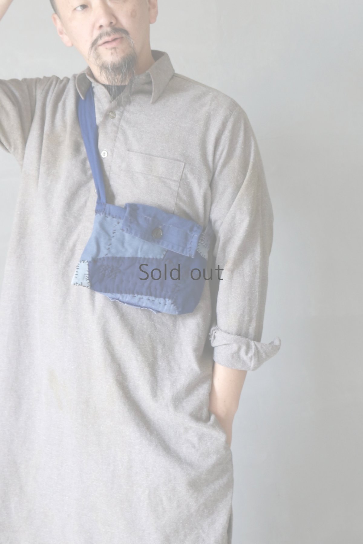 画像11: 【MITSUGU SASAKI】ビンテージリメイク　ユーロワークのパッチワークスモールポーチ (11)