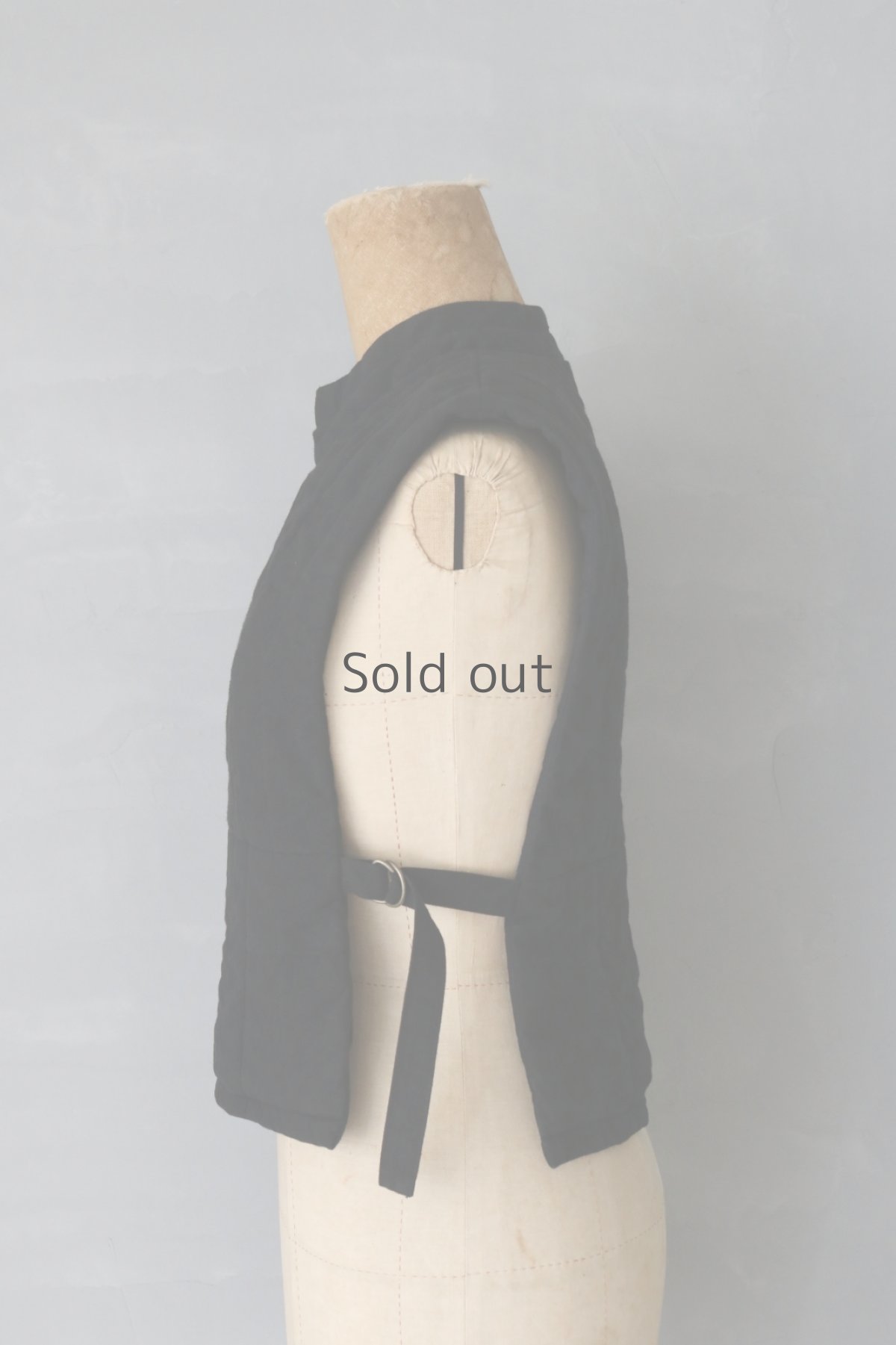 画像8: 【ササキチホ】ヴィンテージリネン×染　バスティオンベスト　(黒) (8)