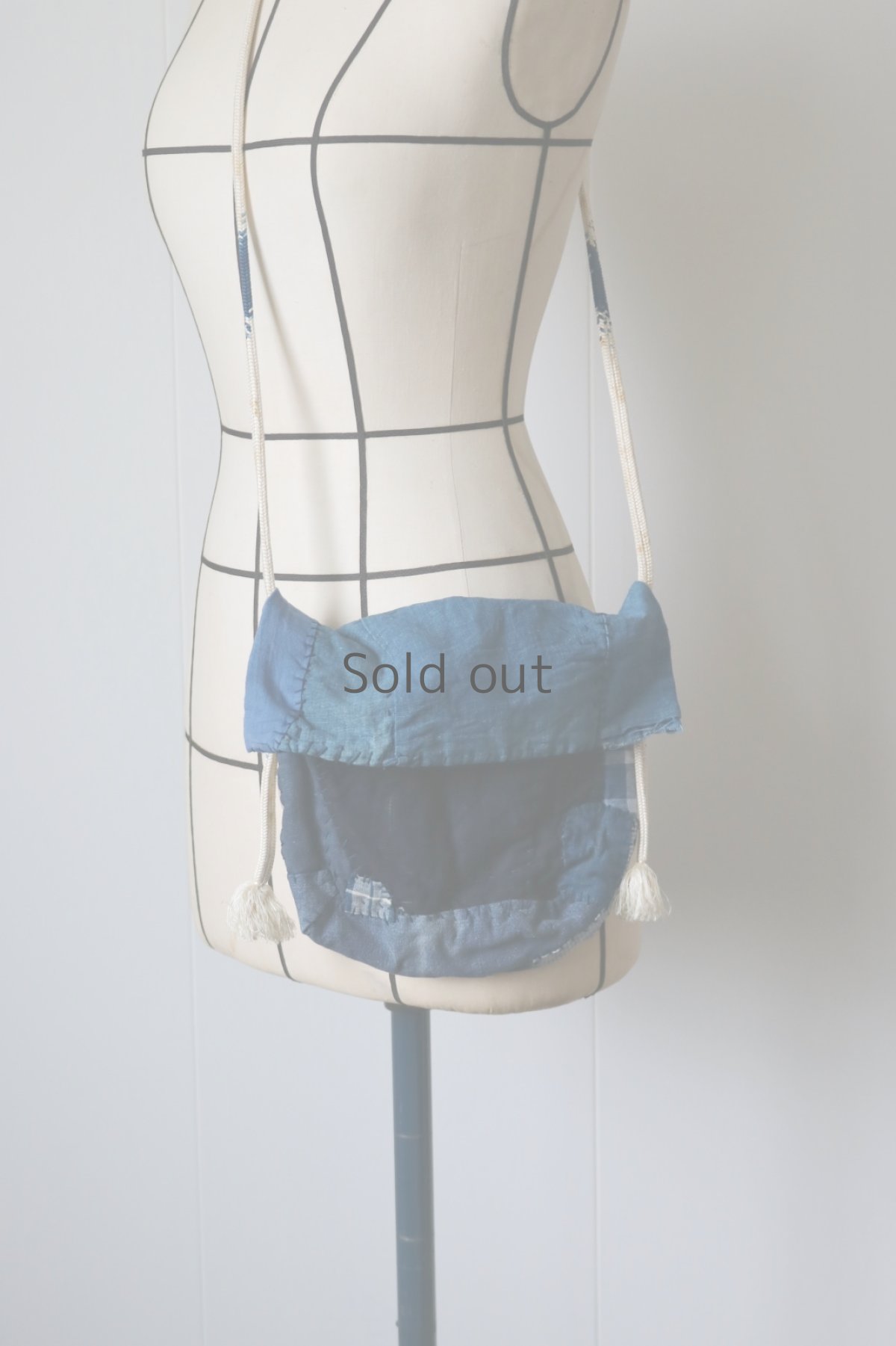 画像10: 【MITSUGU SASAKI】藍染古布リメイク　パッチワーク　スモールショルダーバッグ（ミックス） (10)