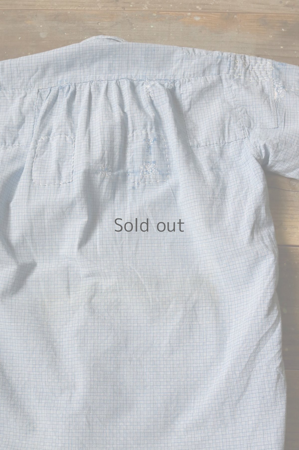 画像17: 【MITSUGU SASAKI】ビンテージリメイク　パッチワーク　半袖プルオーバーシャツ（サックスブルー） (17)