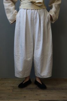 画像4: 【ササキチホ】アンティークリネン　切り替え　バレルパンツ（白） (4)